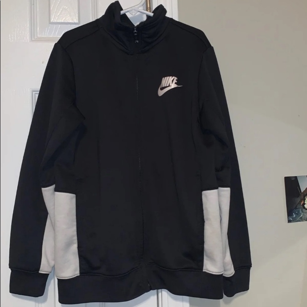 nike jacket